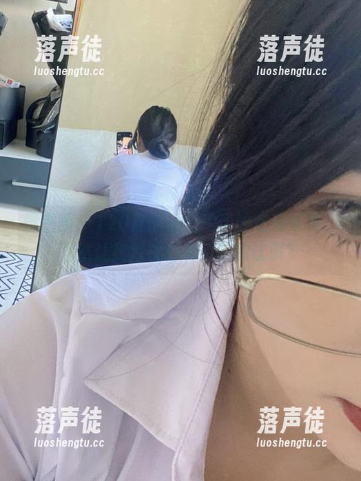 微密圈 - 120斤的小王同学的在线写真，居然让我对棉袜有了新的认识？
