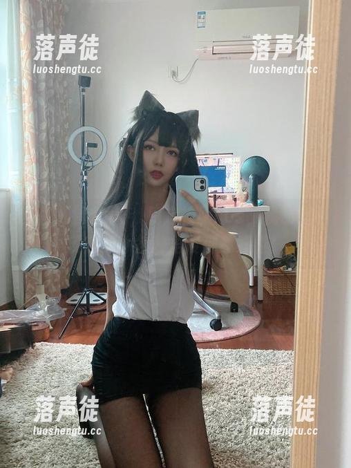 51酱 美图先锋51酱,搞定校服cos,我已经不淡定了,各种角度都超好看!