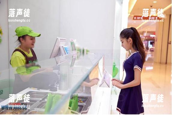 免费放送：爱丝的振动C裤套图，让欢乐在你的生活中轰炸！