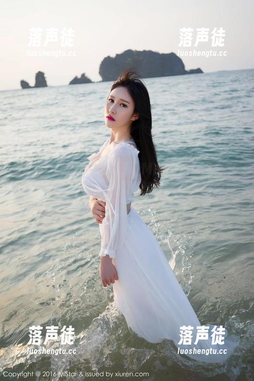 MiStar魅妍社-Manuela玛鲁娜 MiStar魅妍社 - 跟随Manuela玛鲁娜,一起解锁高清套装的魅力:照片里的每个细节都让人心动