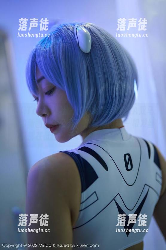MiiTao蜜桃社-韵莉娜VANILLA MiiTao蜜桃社 - 韵莉娜VANILLA双马尾的新图片大公开:感觉她的每一根发丝都在低语,难以抵挡的吸引力。