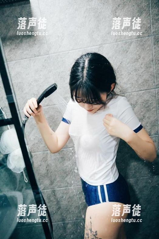 福利狂欢！Sonson(손손)Loozy带你进入贱女学园原图世界