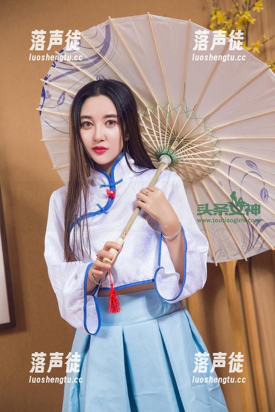 TouTiao头条女神-李由美 TouTiao头条女神 - 学姐李由美的美图壁纸集:随便一瞥就让人飘