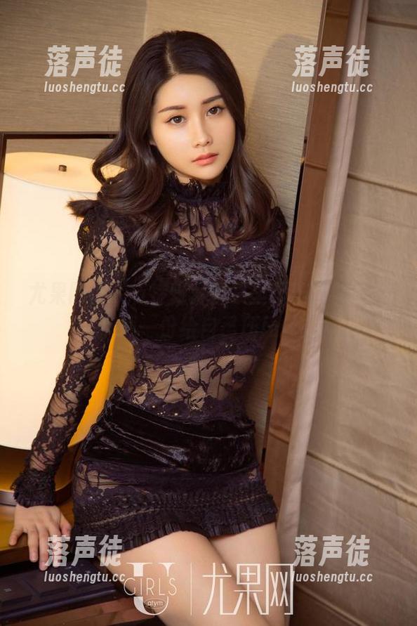 UGirls尤果网 尤果网情人节特辑:图集里藏着的情感,下载一份给自己压压惊。
