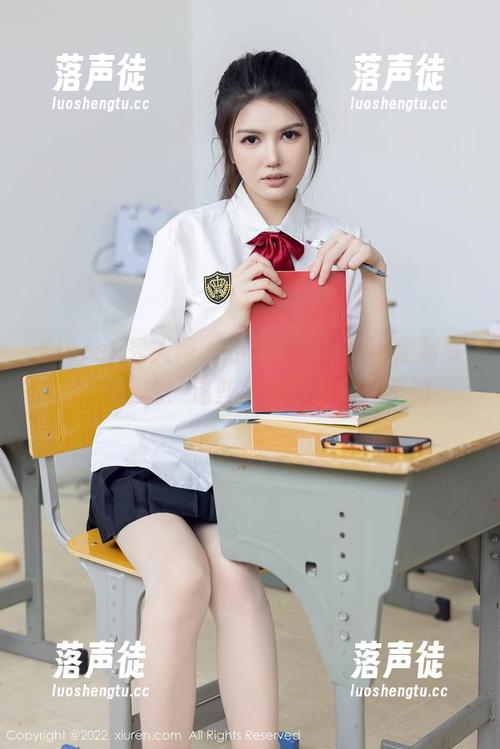 Xiuren秀人网-小橘子orange Xiuren秀人网 - 小橘子orange定制写真大曝光:这些秘密你绝对想不到