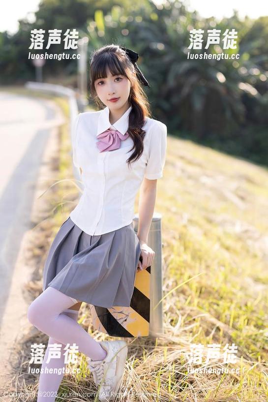 Xiuren秀人网-徐若兮 Xiuren秀人网 - 徐若兮写真集揭秘:女孩们的小心思,看看你中了几枪?