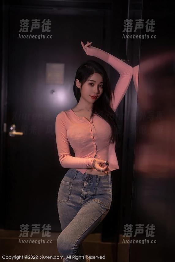 Xiuren秀人网-王馨瑶yanni Xiuren秀人网 - 王馨瑶yanni户外写真,阳光、风和随机的图片资源,来吧,跟我一起看!