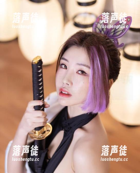 Yebin(전예빈)沙滩摄影精选：在海风与阳光中，谁还在乎遮羞布
