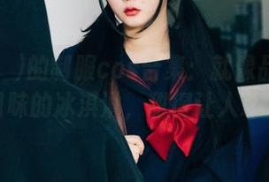 Zia(지아)的制服cos合集：就像品尝一种新口味的冰淇淋，甜得让人心痒！