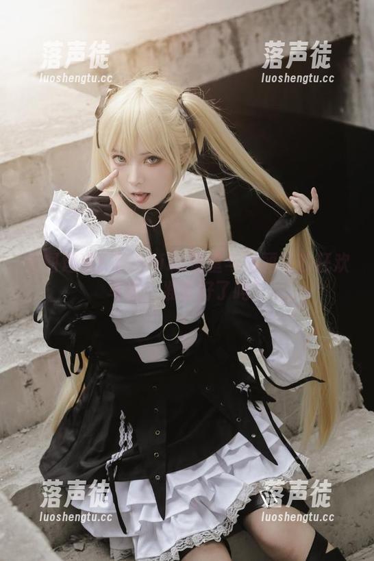 fushii_海堂 美图速递:fushii_海堂与洛丽塔的狂欢写真,准备好了吗?
