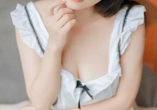 免费送你usejan蓝蓝的校服魅力，在图片中悄悄绽放！