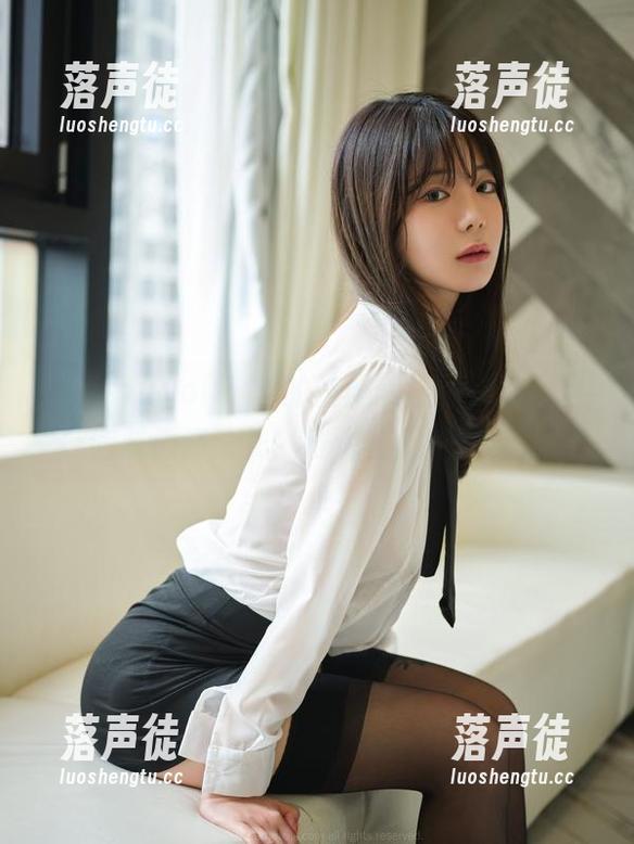 看到wuyo(우요)的校服美图，决定要当一回时尚评论员！谁说校服不能有范？