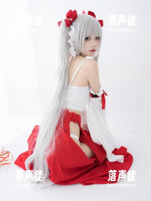 五更百鬼 校服穹妹再添新篇!五更百鬼作品更新,来感受青春的气息!
