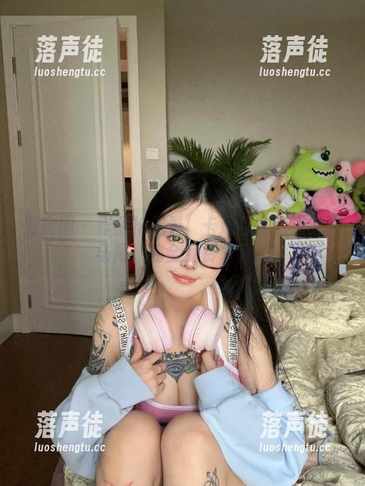 卡通百科老王 微密圈 - 作品抢先看!卡通百科老王的双马尾,完全免费享受。