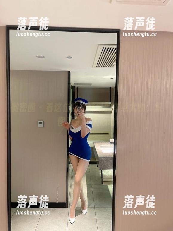 微密圈 - 看这位奶宝妹纸的车载尤物，原图真是让人心动