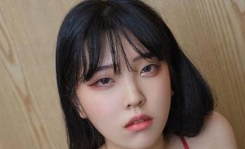 看！这就是宋哈娜(송하나)的长腿图集资源，直击灵魂的美丽！