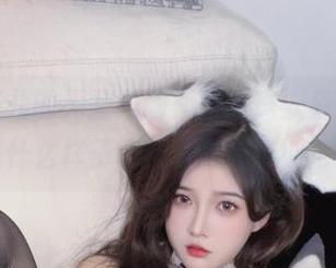 小小奶瓶儿的无圣光图集，珍珠人鱼又“长”成什么样子了？真是有点期待。