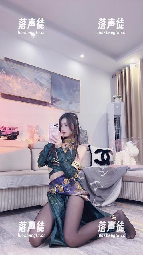 无圣光写真中的小小奶瓶儿，厨娘风格让人想要一起动手做饭！