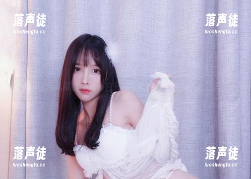 小小奶瓶儿 小小奶瓶儿带你免费领白开水毛衣定制版套图,心动吗?