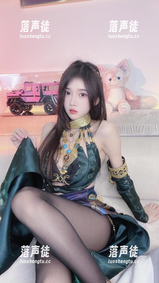 小小奶瓶儿 图集直击心灵:小小奶瓶儿的私拍,丝带女友绽放瞬间