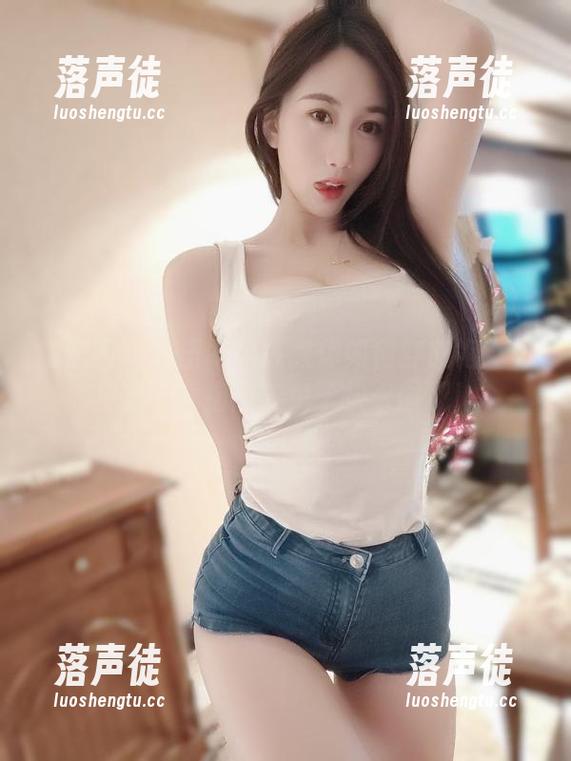 小玉吃果冻 微密圈 - 小玉吃果冻教你如何穿旗袍:写真集下载指南,兔子快来围观!