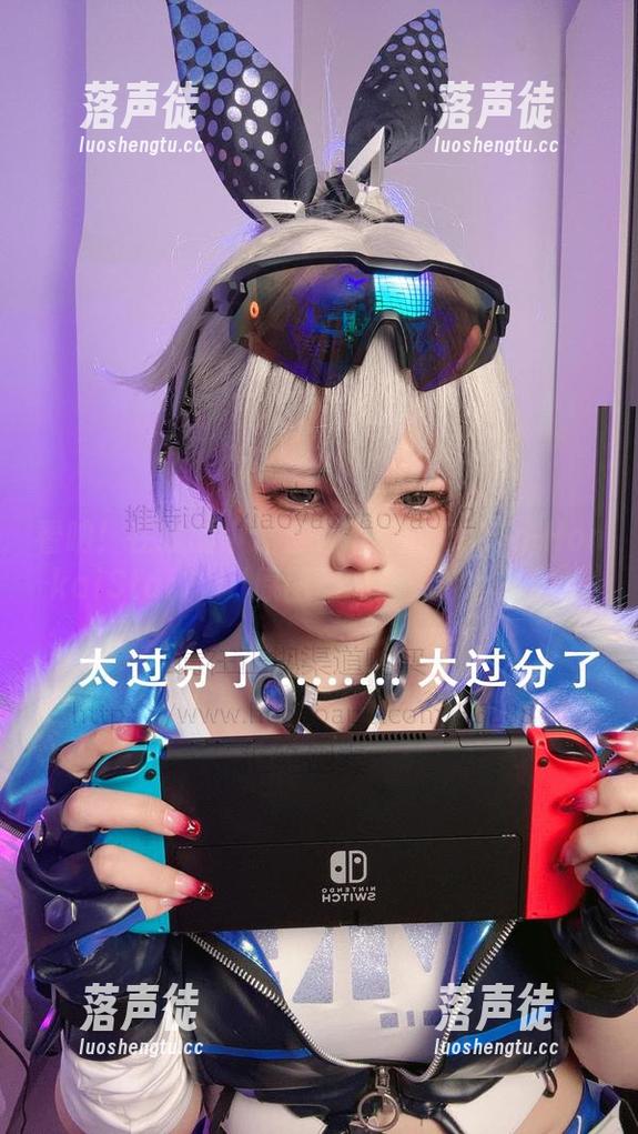 小瑶幺幺 看呐!在线的小瑶幺幺带来的Robin-HonkaiStarRail原图居然还是“水”的!