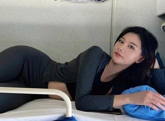 微密圈 – 就是阿朱啊的浴室美图合集：藏在浴帘后的秘密