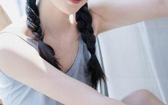 年年Nnian的牛仔裤图包：看我如何把素颜变女神