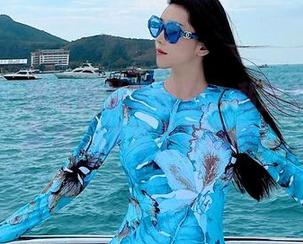 微密圈 – 张老师油光图包：私房里的光影游戏，绝对不容错过！