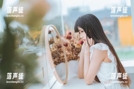 桜桃喵 夜宴三部曲再升级!桜桃喵的最新图集,准备好你的心脏了吗?