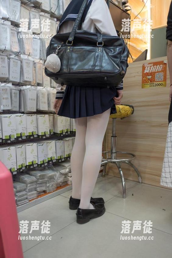 森萝财团-小满 森萝财团 - 你不知道的小满女孩,居然藏了这么多诱人图片资源