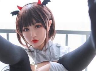 炸蛋Boom黑丝死库水合集，分享一场光影和魅力的碰撞！