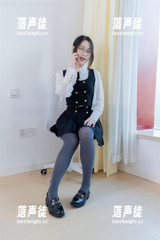 物恋传媒-elise 物恋传媒 - Elise最新写真集:天使来了,她会穿着什么俘获你的心?