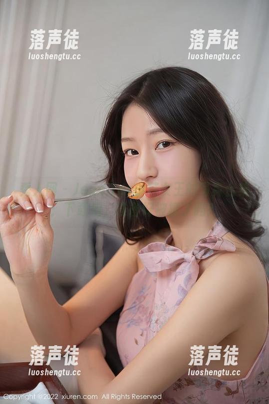 秀人网-Jennifer小若 秀人网 - Jennifer小若女王的写真合集:下载后,准备好被撩了吗?