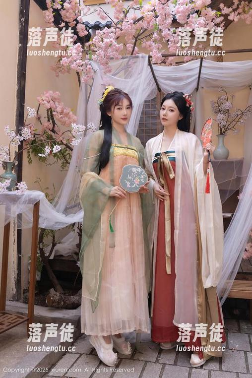 秀人网-Suki_baby 秀人网 - 黑白之下的Suki_baby:全集写真带你进入一个奇妙的世界。