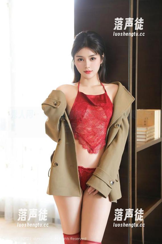 秀人网 - 每一条腿都是艺术，奶酥美腿全集在网盘等你！