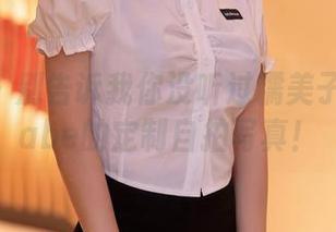 秀人网 – 别告诉我你没听过糯美子MINIbabe的定制自拍写真！