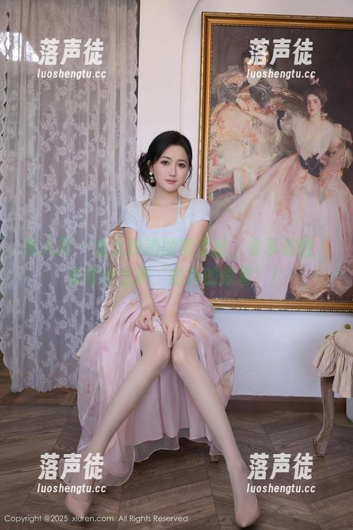 秀人网 - 金允珍呐的裤里丝，分享美图，看看什么叫‘意外的惊喜’！