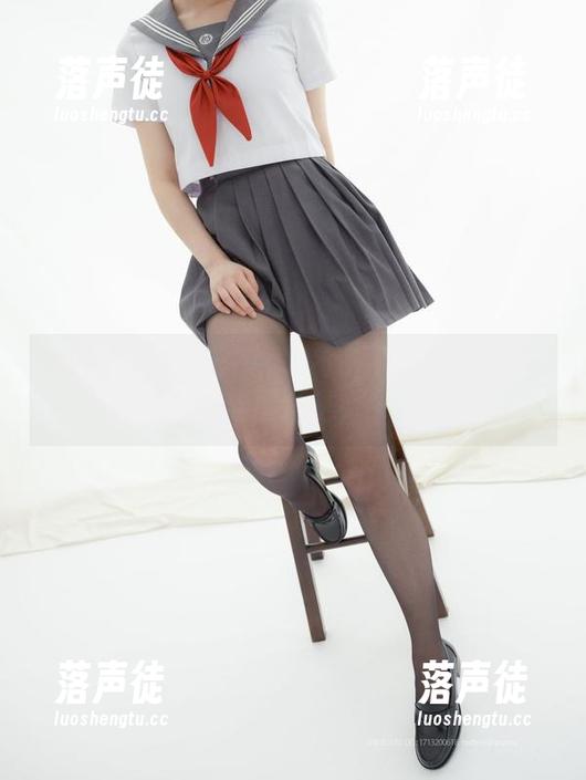 紧急企划 - 内部定制专属福利：小恩的原图和套图放送，牛！