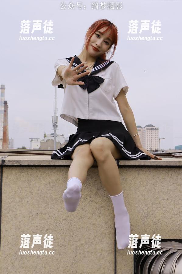 绮梦摄影 - 宪怡御姐的无圣光合集：在这里，秘密与诱惑并存