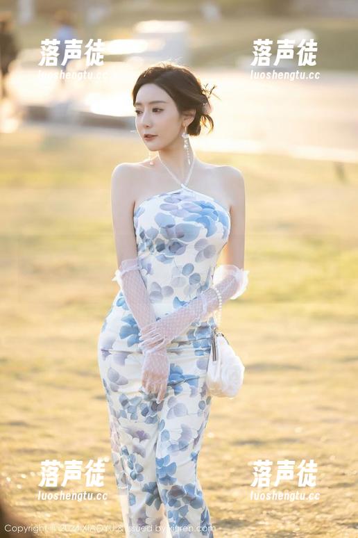 语画界-王馨瑶yanni 语画界 - 看王馨瑶yanni如何把女王之美转化为壁纸心动美图!