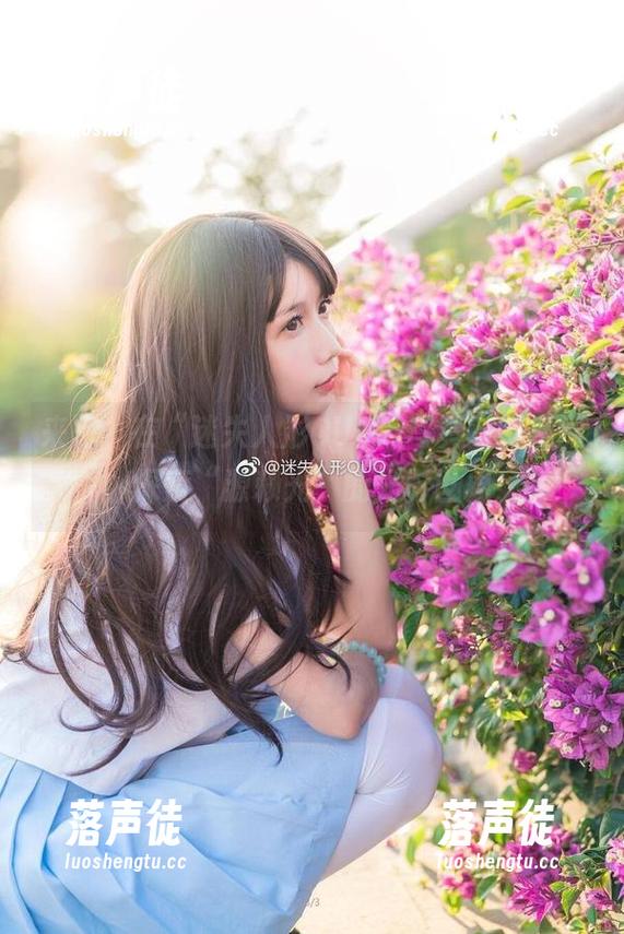 迷失人形QUQ 来吧,在“迷失人形QUQ”写真定制房间,探索“源赖光”的光影世界!