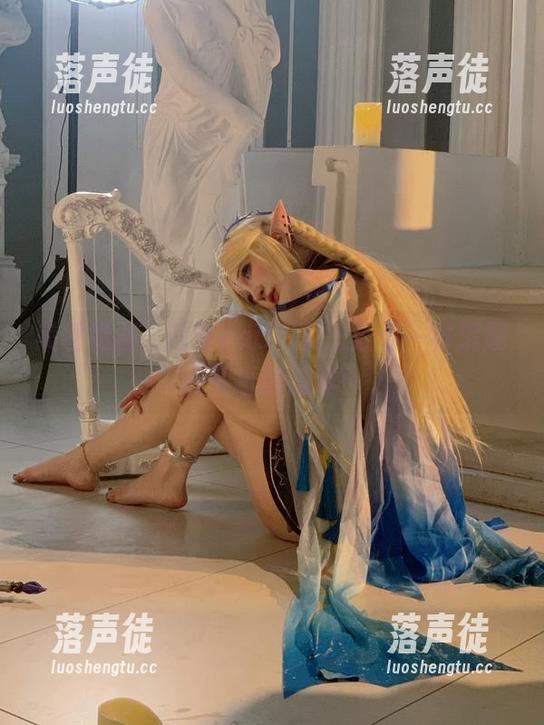 阿薰kaOri 美图如画,阿薰kaOri女王让你一秒沉溺在壁纸的海洋!