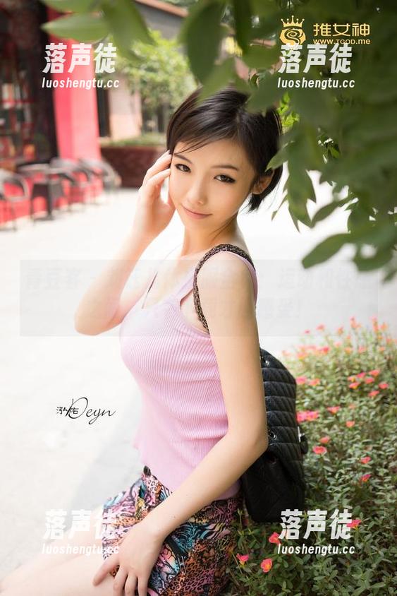 青豆客 - 刘钰儿体操服全集：运动和性感之间，只有下载才能感受！