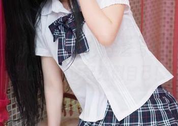魅妍社 – 小乔Joyi红裙全套写真，没想到我的审美也能迷倒自己！