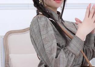 鹿野希制服合集：各种风格都在这里，真是挑花了眼。
